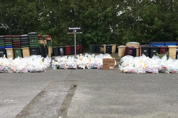 Bolton: More than 20,000 E-cigs seized by trading standards